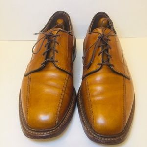 Allen Edmonds Hillcrest Tan Men  Shoes 8.5 EE.